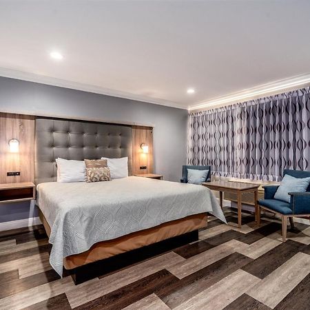 Friendly Hills Inn Віттіер Екстер'єр фото